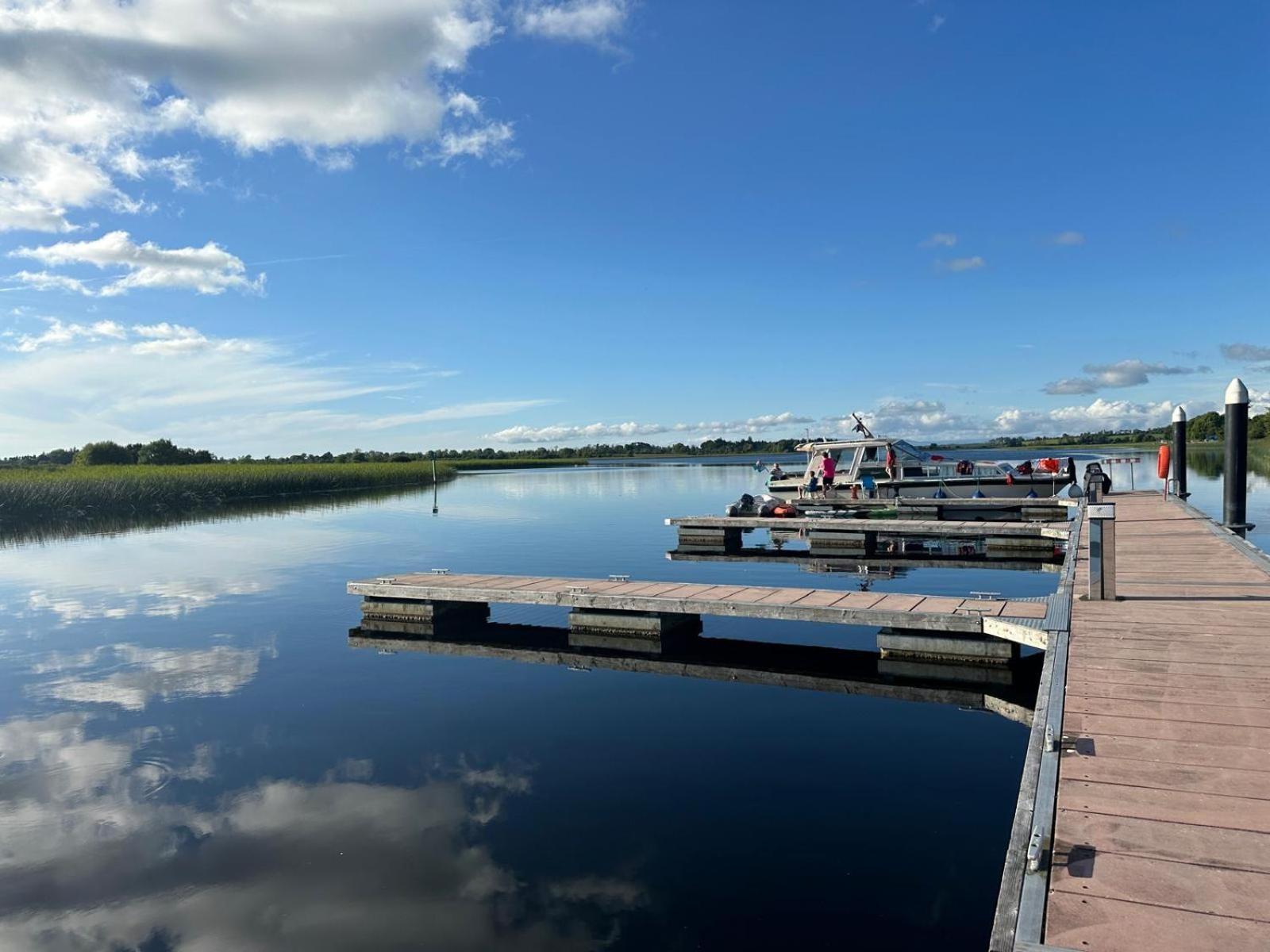 Home Near The River Shannon Rooskey Εξωτερικό φωτογραφία